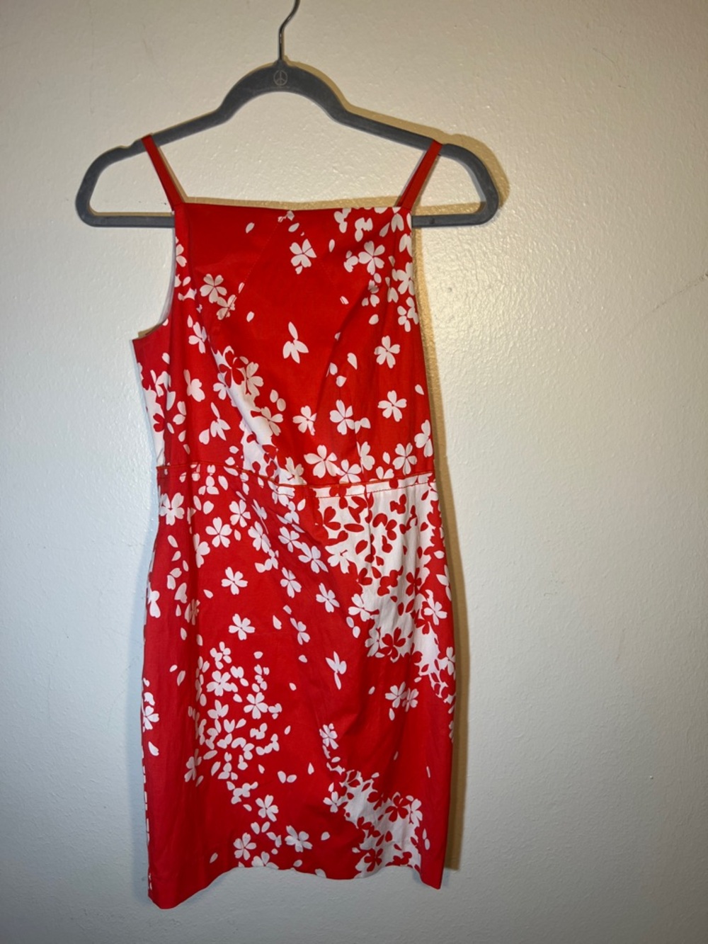 Magaschoni Coral and White Fitted Floral Mini Sheath Dress Small Size 4